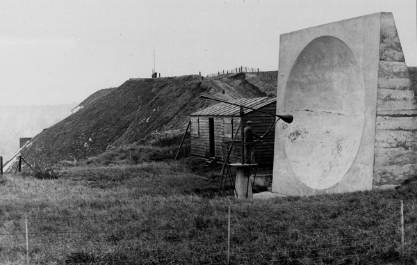 Example-of-sound-mirror-in-use,-Abbots-Cliff-near-White-Cliffs-of-Dover---Crown-Copyright