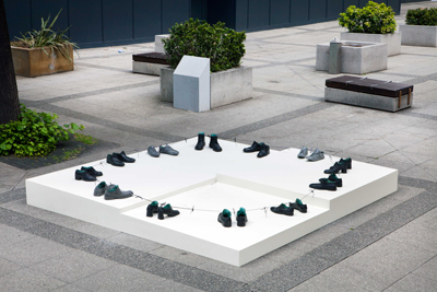 (iii)-Sigalit-Landau.-O-my-friends,-there-are-no-friends.-Sculpture-in-the-City-2015.