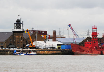 trinity-buoy-wharf-lighthouse